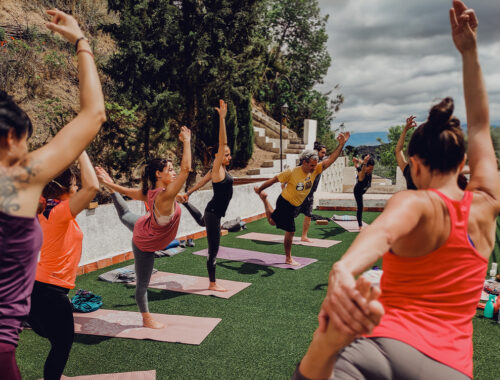 retiro de yoga y escalada en Picos de Europa